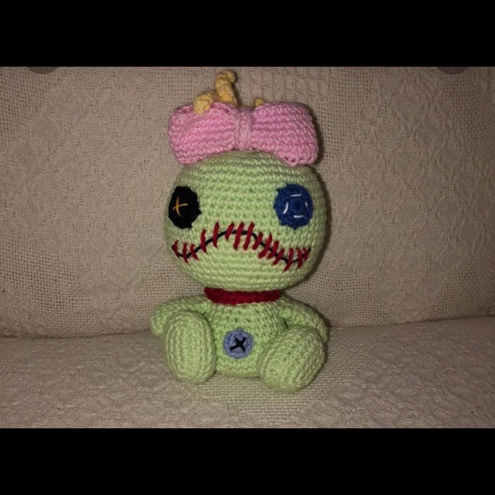 Crocheted Scrump character amigurumi